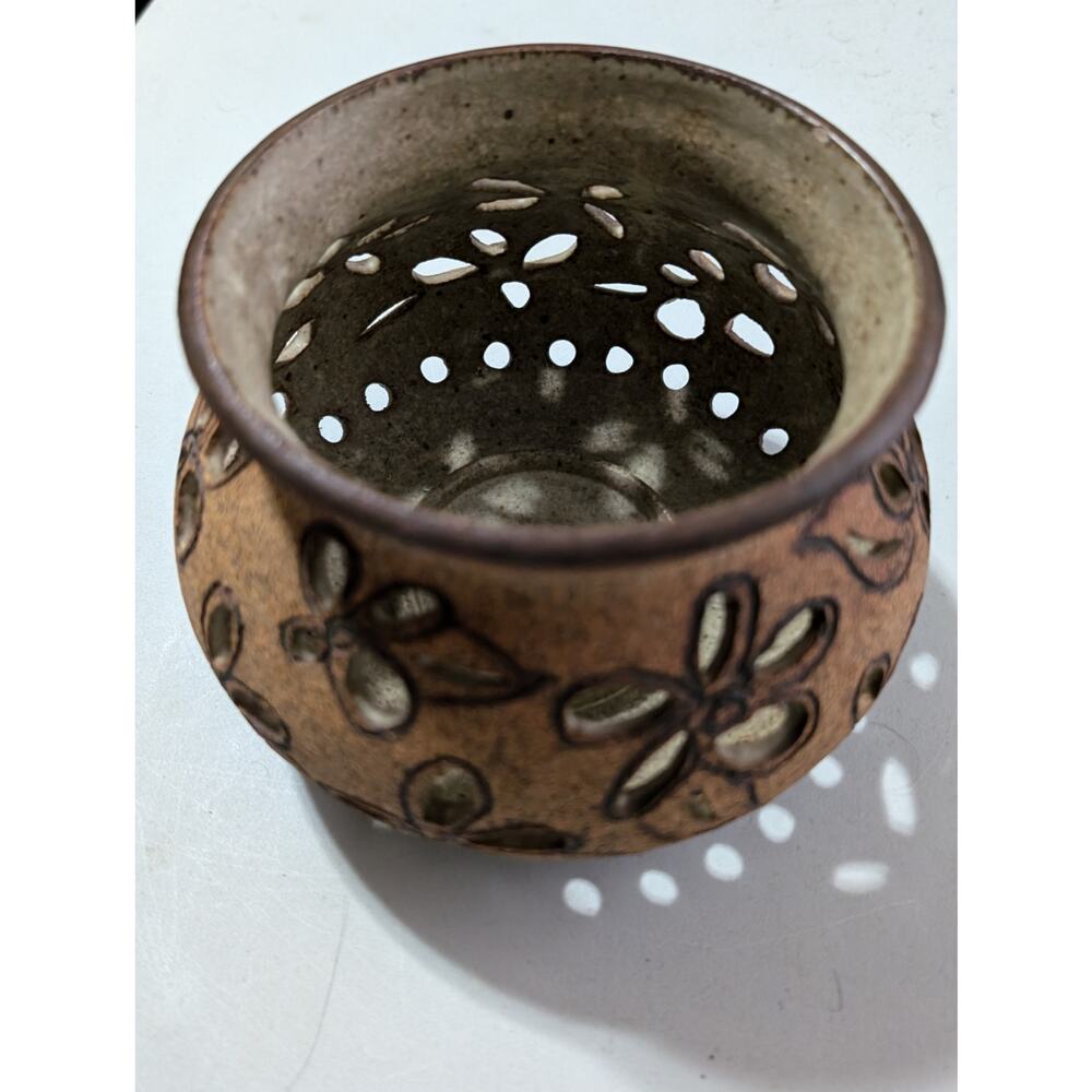 VINTAGE Handcrafted Ceramic Votive Candleholder SIGNED and numbered 558